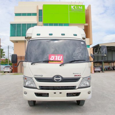 หกล้อโดยสาร HINO XZU 150 แรง ปี 2565