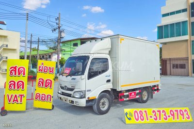 สี่ล้อตู้ HINO XZU 136 แรง ปี 2565