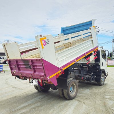 หกล้อดั้มพ์ ISUZU FRR 210 แรงม้า ปี 65 ไมล์น้อย