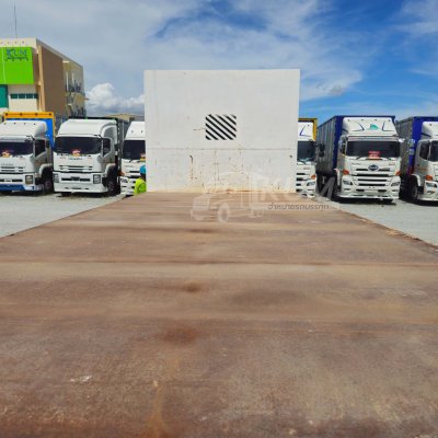 ISUZU FVZ 300 แรงม้า ปี 57 รถบรรทุก 10ล้อ พื้นเรียบ