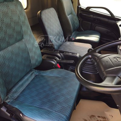 หกล้อตู้สิบบาน HINO FG 212 แรง ปี 55