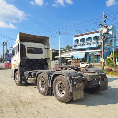 สิบล้อหัวลาก UD GWE 390 แรง ปี 2565