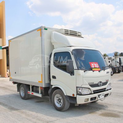 สี่ล้อตู้เย็น ISUZU NLR 130 แรง ปี 2566