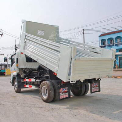หกล้อดั้มพ์ ISUZU FRR 210 แรง ปี 2566