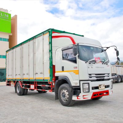 หกล้อตู้สิบบาน ISUZU FTR 240 แรง ปี 2565