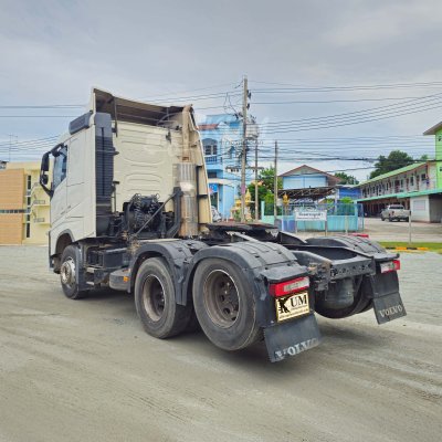 ผ่อน ลด ดอก สวยมากคันนี้ หัวลาก volvo 440 แรงม้า ปี61