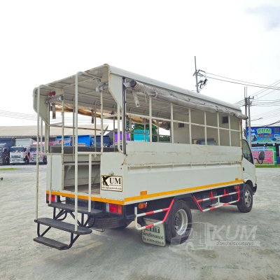 หกล้อโดยสาร HINO XZU 150 แรง ปี 57 ไมล์น้อย
