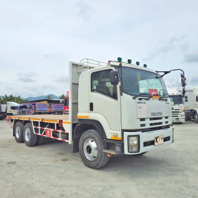 สิบล้อพื้นเรียบ ISUZU FVM 240 แรงม้า ปี 55