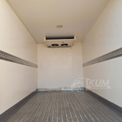 สี่ล้อตู้เย็น ISUZU NLR 130 แรง ปี 66