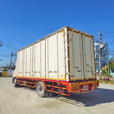 หกล้อตู้สิบบาน HINO FG8J 212 แรง ปี 2556