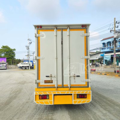 สี่ล้อตู้ ISUZU NLR 104 แรง ปี 2564