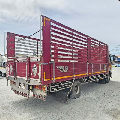 หกล้อคอก ISUZU FRR 210 แรง ปี 2562