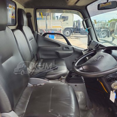 สี่ล้อตู้ HINO XZU 136 แรงม้า ปี 61 ราคาเบาๆ สี่ล้อตู้ HINO XZU 136 แรงม้า ปี 61 ราคาเบาๆ