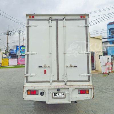 สี่ล้อตู้ ISUZU NLR 130 แรงม้า ปี 60 ราคาเบาๆ