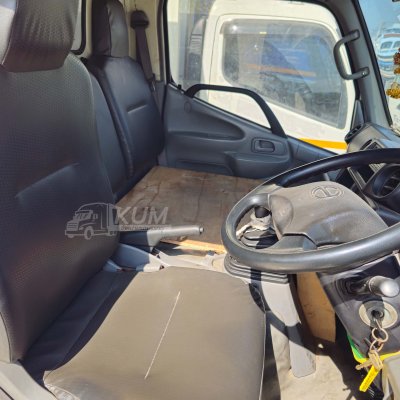 สี่ล้อตู้ HINO XZU 136 แรง ปี 2565