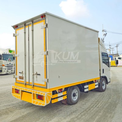 สี่ล้อตู้ ISUZU NLR 104 แรง ปี 2564