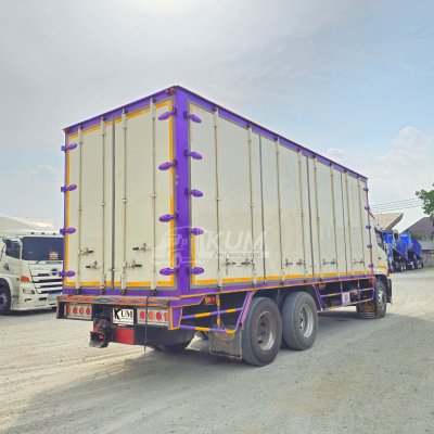 สิบล้อตู้สิบบาน HINO FL8J 260 แรง ปี 2560