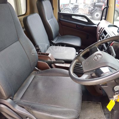 ผ่อน ลด ดอก หกล้อโดยสาร HINO Dominator 175 แรงม้า ปี 63