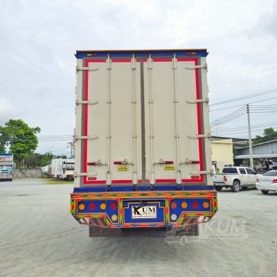 สด ลด VAT หกล้อตู้สิบบาน HINO FG 240 แรงม้า ปี 61 หลังคาแบบลอน