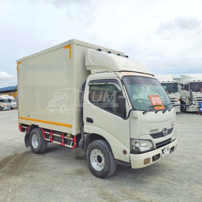 สี่ล้อตู้ HINO XZU 136 แรงม้า ปี 61 ราคาเบาๆ