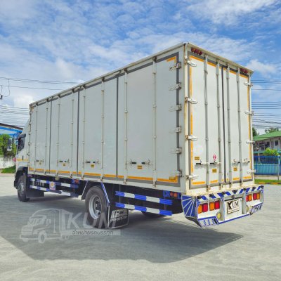 หกล้อตู้สิบบาน ISUZU FTR 240 แรงม้า ปี 62 (0628)