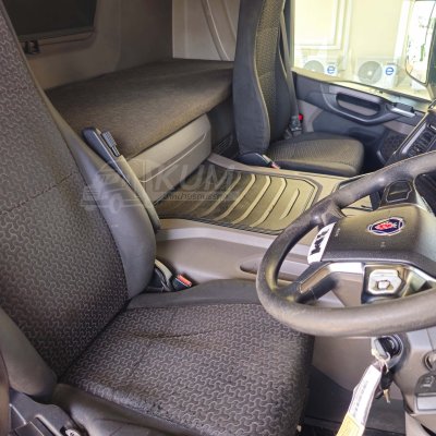 สิบล้อหัวลาก Scania P360 ปี 2563