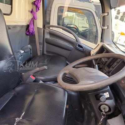 สี่ล้อตู้ ISUZU NLR 104 แรง ปี 2563