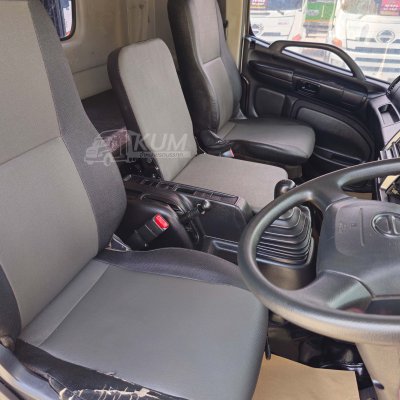 หกล้อบรรทุกขยะ HINO FG8J 240 แรง ปี 2566