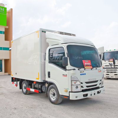 สี่ล้อตู้เย็น ISUZU NLR 130 แรง ปี 2566