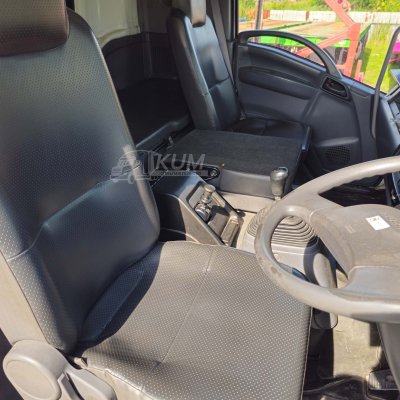 ISUZU FTR 240 ปี 64 หกล้อตู้สิบบาน