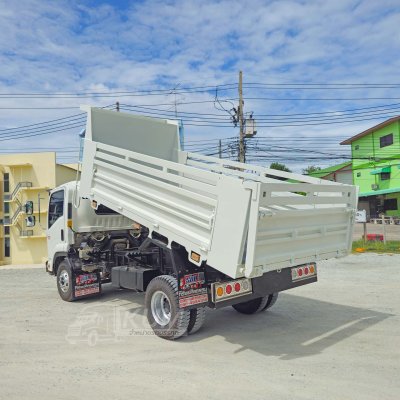 หกล้อดั้มพ์ ISUZU FRR 210 แรงม้า ปี 64