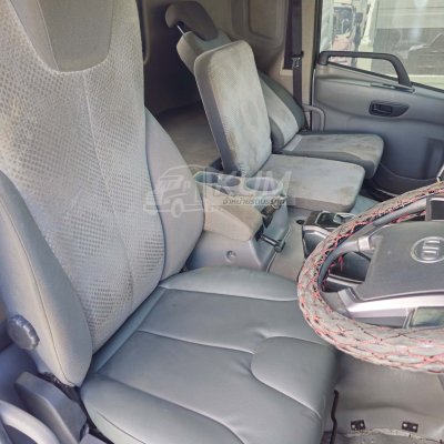 สิบล้อหัวลาก UD GWE 390 แรง ปี 2565