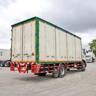 หกล้อตู้สิบบาน ISUZU FTR 240 แรง ปี 2565