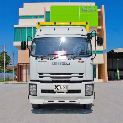 หกล้อตู้สิบบาน ISUZU FTR 240 แรง ปี 2561