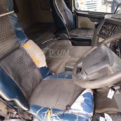 สิบสองล้อคอก Volvo FH 440 แรงม้า ปี 56 ราคาถูกเกิ้นน(copy)