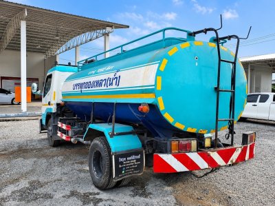 MITSUBISHI FUSO FU 150แรงม้า รถบรรทุก 6ล้อ บรรทุกน้ำ ปี2015
