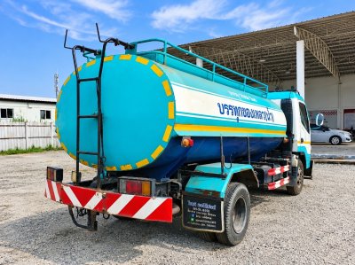 MITSUBISHI FUSO FU 150แรงม้า รถบรรทุก 6ล้อ บรรทุกน้ำ ปี2015