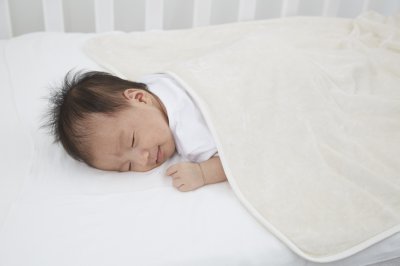 Bamboo Velour Blanket for Newborns to 1 Yr. – Beige Edging (Free Embroidery)