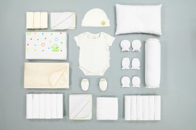 เซ็ทของใช้เตรียมคลอด - สีขาวธรรมชาติ (Welcome to the World Newborn Set -  (Natural White)