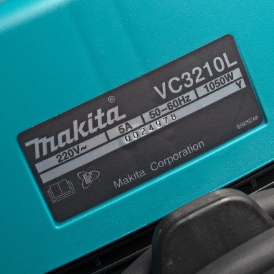 เครื่องดูดฝุ่น น้ำ-แห้ง ขนาด 32 ลิตร MAKITA รุ่น VC3210LX1