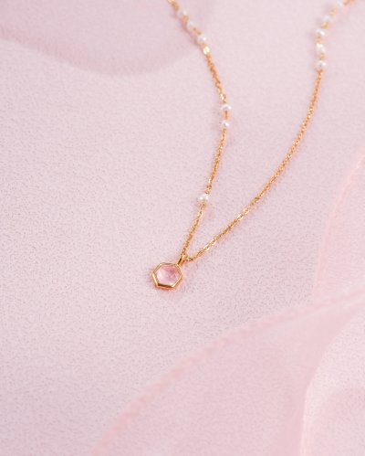 Lumina Hive สร้อยคอ หินแห่งความรัก เยียวยาหัวใจ ลดกังวล สมดุลชีวิต เพิ่มความแข้มแข็ง - Rose Quartz & Pearl Necklace