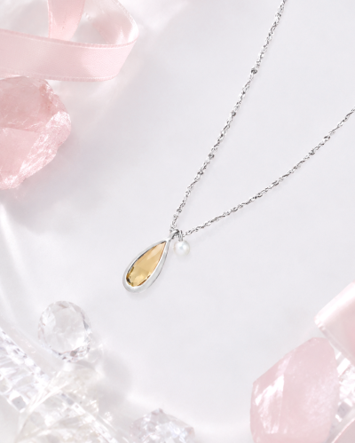 Moonlit Drop - Lemon Quartz & Pearl Necklace สร้อยคอหินนำโชคนำเข้าจากเกาหลี เสริมสมาธิ ความคิดสร้างสรรค์ การตัดสินใจ