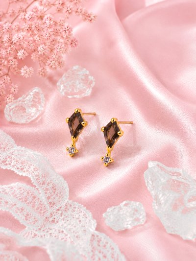 Side by Shine ตุ้มหูหินนำโชค ปกป้องพลังลบ ลดกังวล การตัดสินใจ การเริ่มต้นใหม่ - Smoky Quartz & White Topaz Earrings