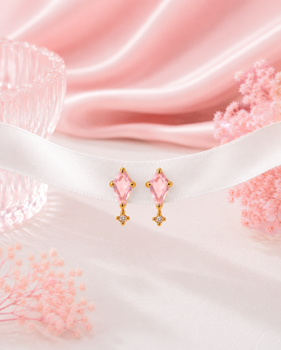 Side by Shine ตุ้มหูหินนำโชค เสริมความรัก เยียวยาจิตใจ รักตัวเอง ความสัมพันธ์ที่ดี - Rose Quartz & White Topaz Earrings