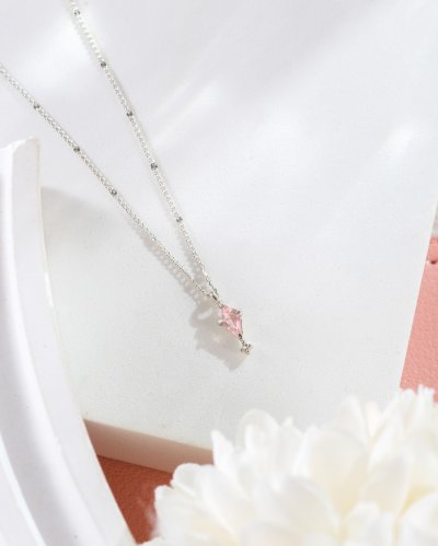 Side by Shine สร้อยคอหินนำโชค เสริมความรัก เยียวยาจิตใจ รักตัวเอง ความสัมพันธ์ที่ดี - Rose Quartz & White Topaz Necklace