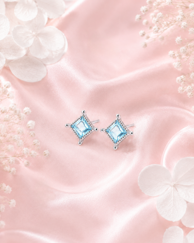 Starlit Glow - Blue Topaz Earrings ตุ้มหูหินนำโชค เสริมการสื่อสาร ลดความเครียด ใจสงบนิ่ง เพิ่มพลังบวก