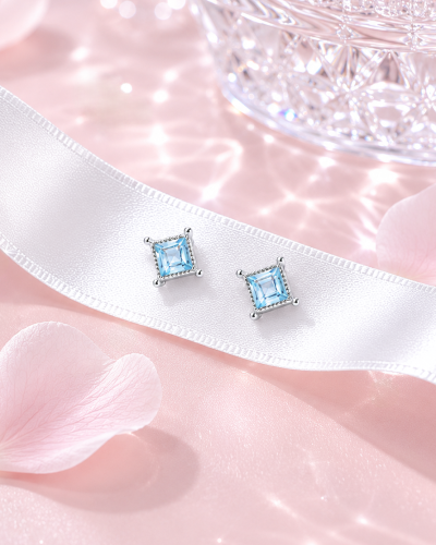 Starlit Glow - Blue Topaz Earrings ตุ้มหูหินนำโชค เสริมการสื่อสาร ลดความเครียด ใจสงบนิ่ง เพิ่มพลังบวก
