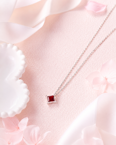 Starlit Glow - Red Garnet Necklace สร้อยคอหินนำโชค จิตใจชัดเจน เสริมมิตรภาพ ความมั่นคงในใจ ความสำเร็จและก้าวหน้า