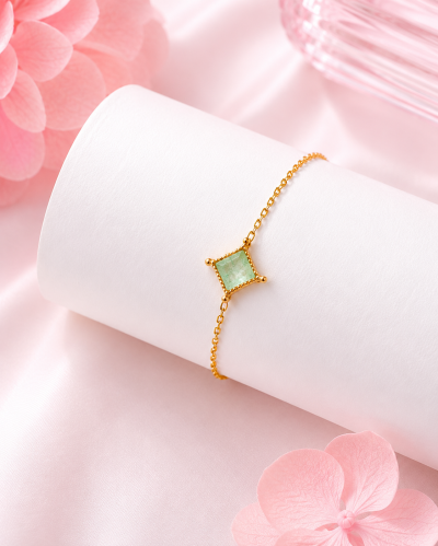 Starlit Glow - Green Quartz Bracelet สร้อยข้อมือหินนำโชค เสริมความสงบ สมาธิ เพิ่มสมดุลอารมณ์ ชัดเจนทางความคิด
