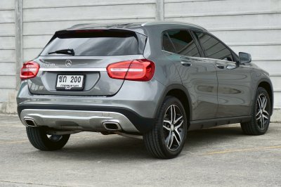 Mercedes-Benz GLA 200 ปี 2017 Mercedes-Benz GLA 200 ปี 2017